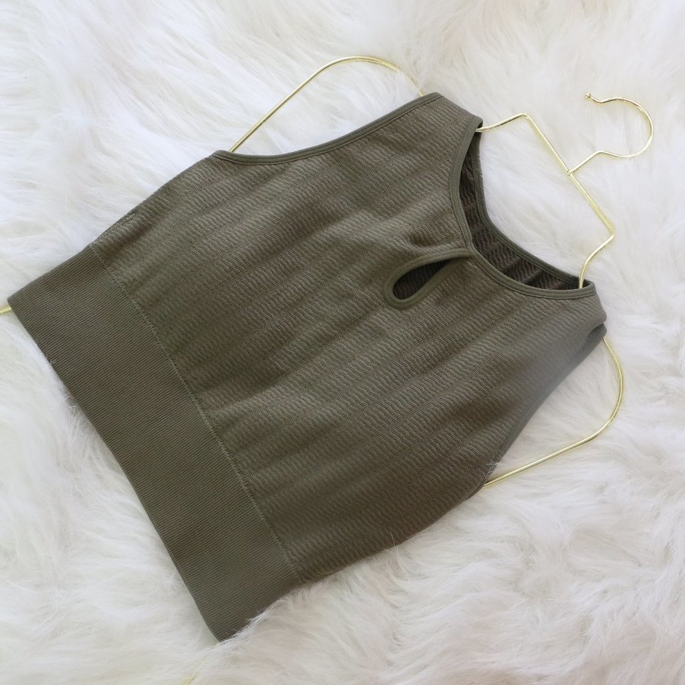 Shein Cut Out Front Crop Sports Tank Top
